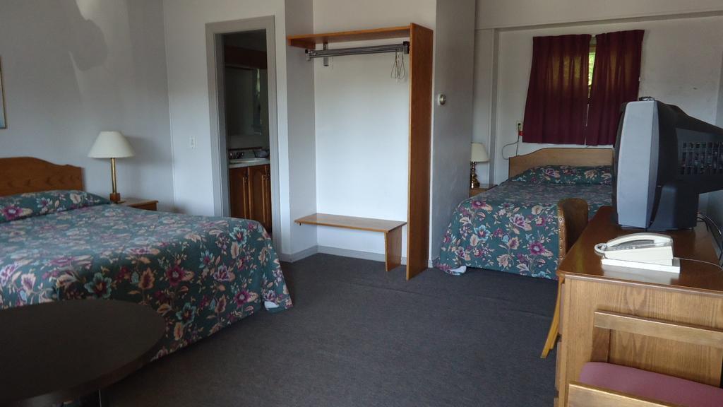 Stiles Motel Hill View Woodstock Δωμάτιο φωτογραφία